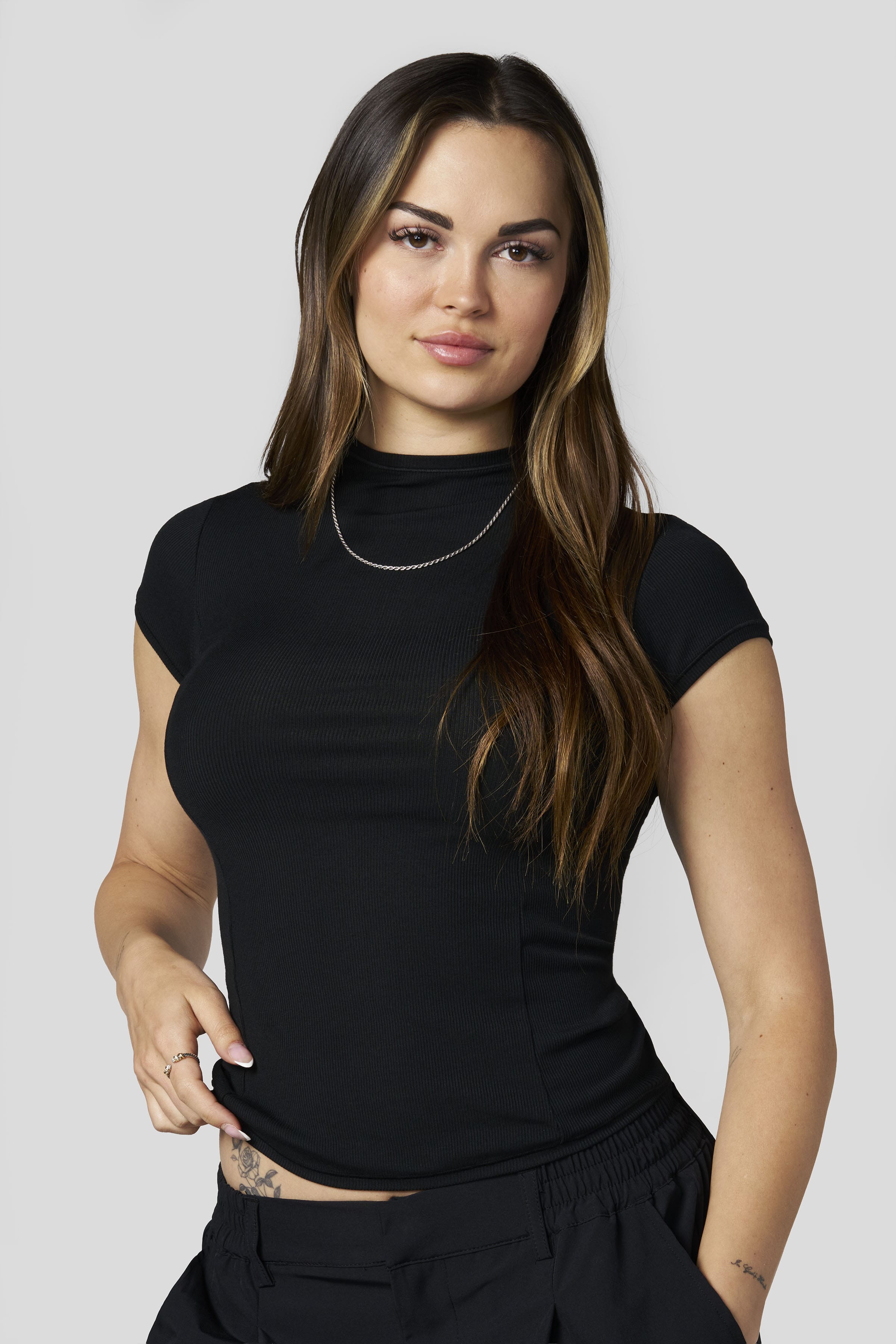 W4270 Ribbed Mock Neck Tee