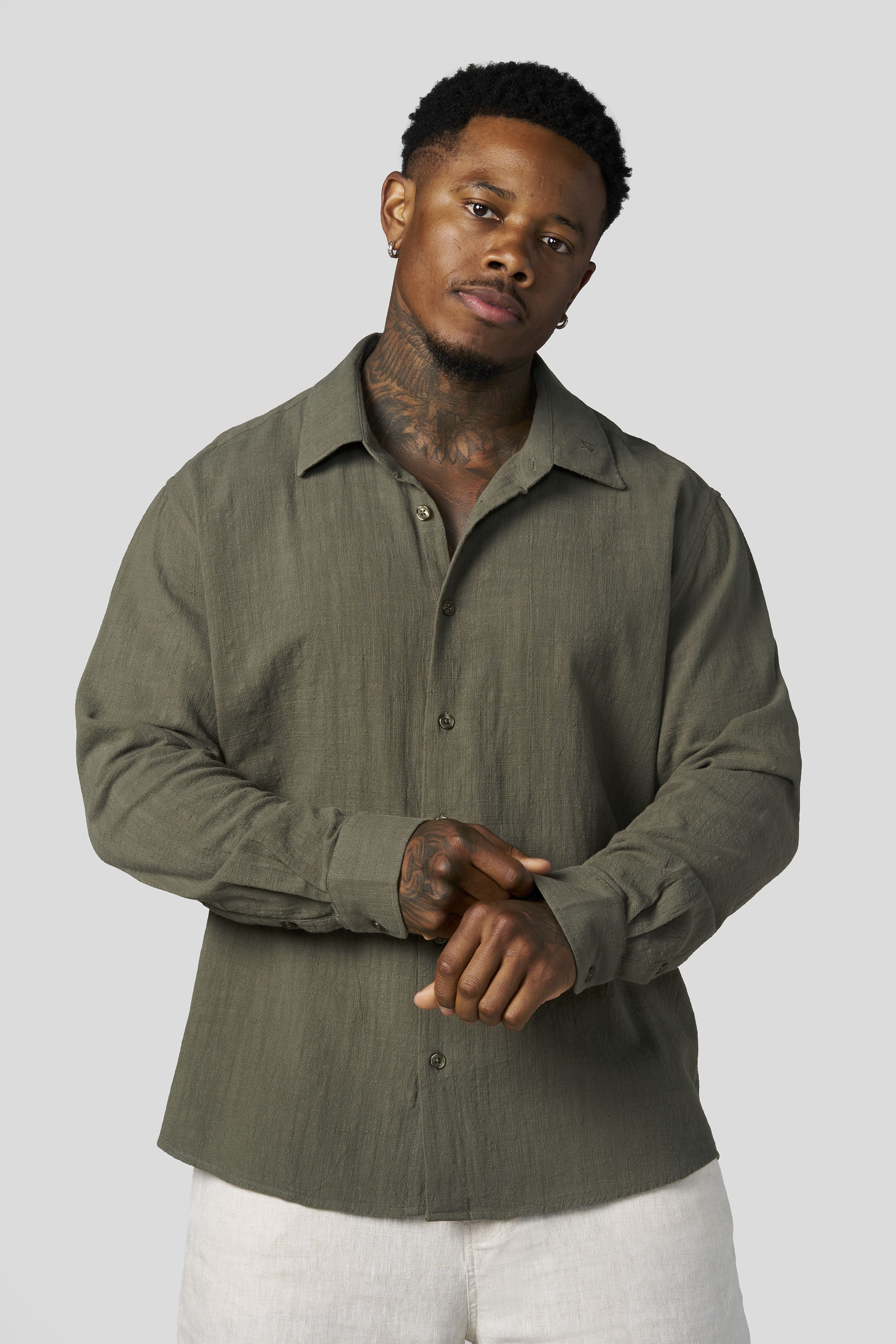 8095 - Cotton Linen Button-Ups