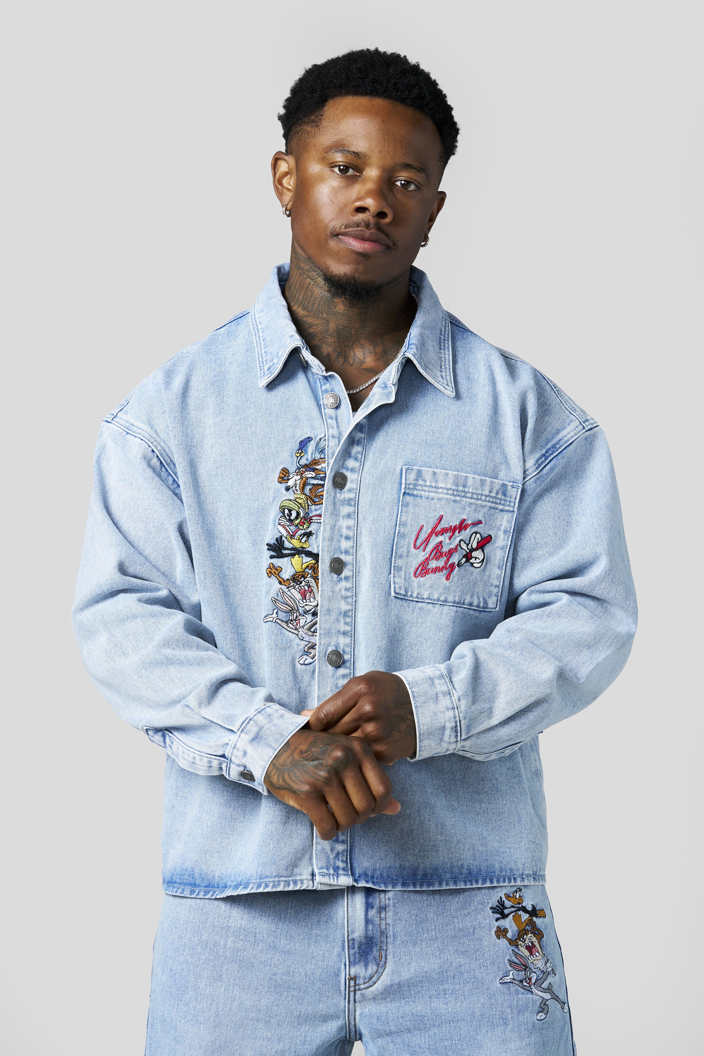 8112 - Looney Tunes Denim Shirt
