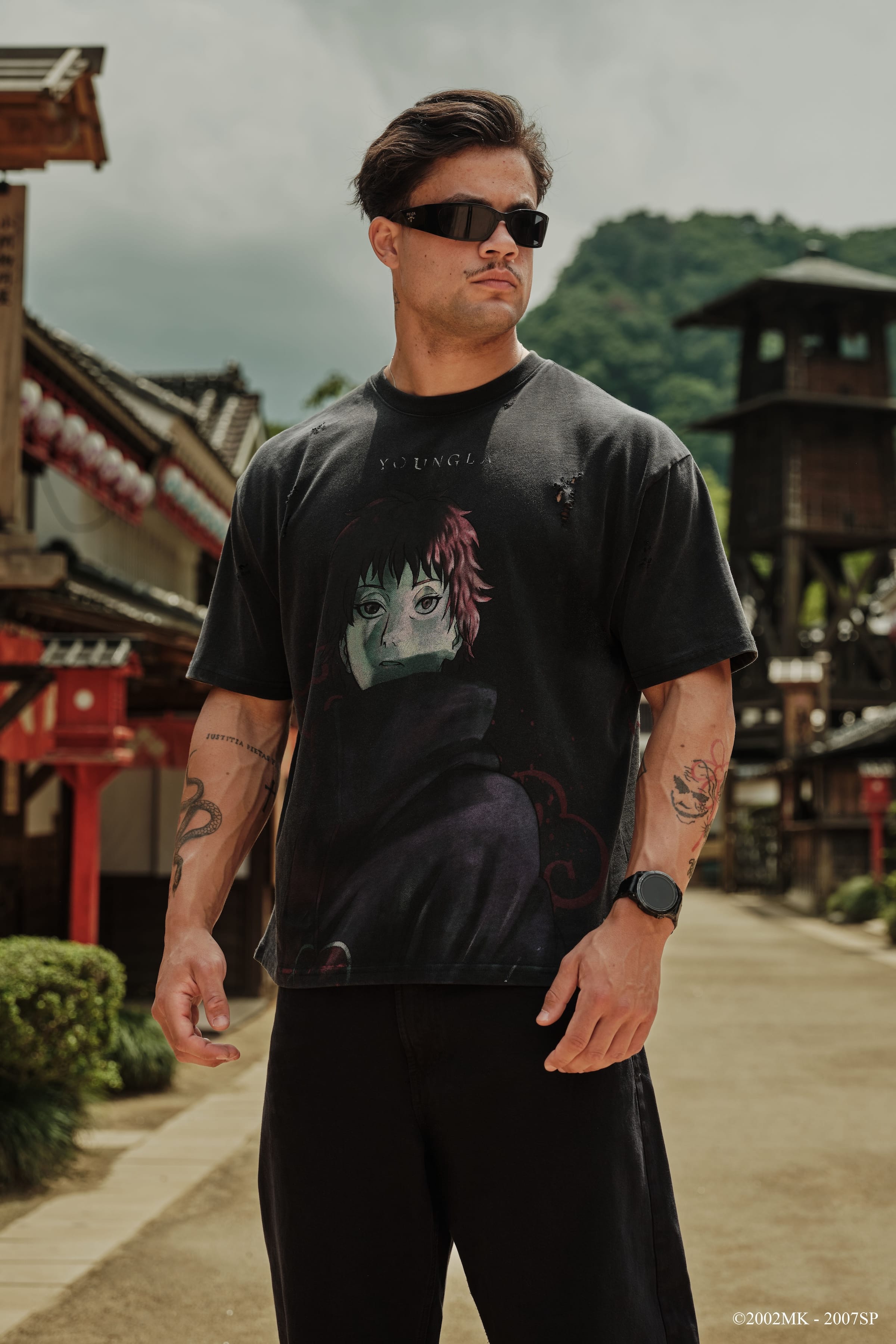 4318 - Naruto Distressed Tees