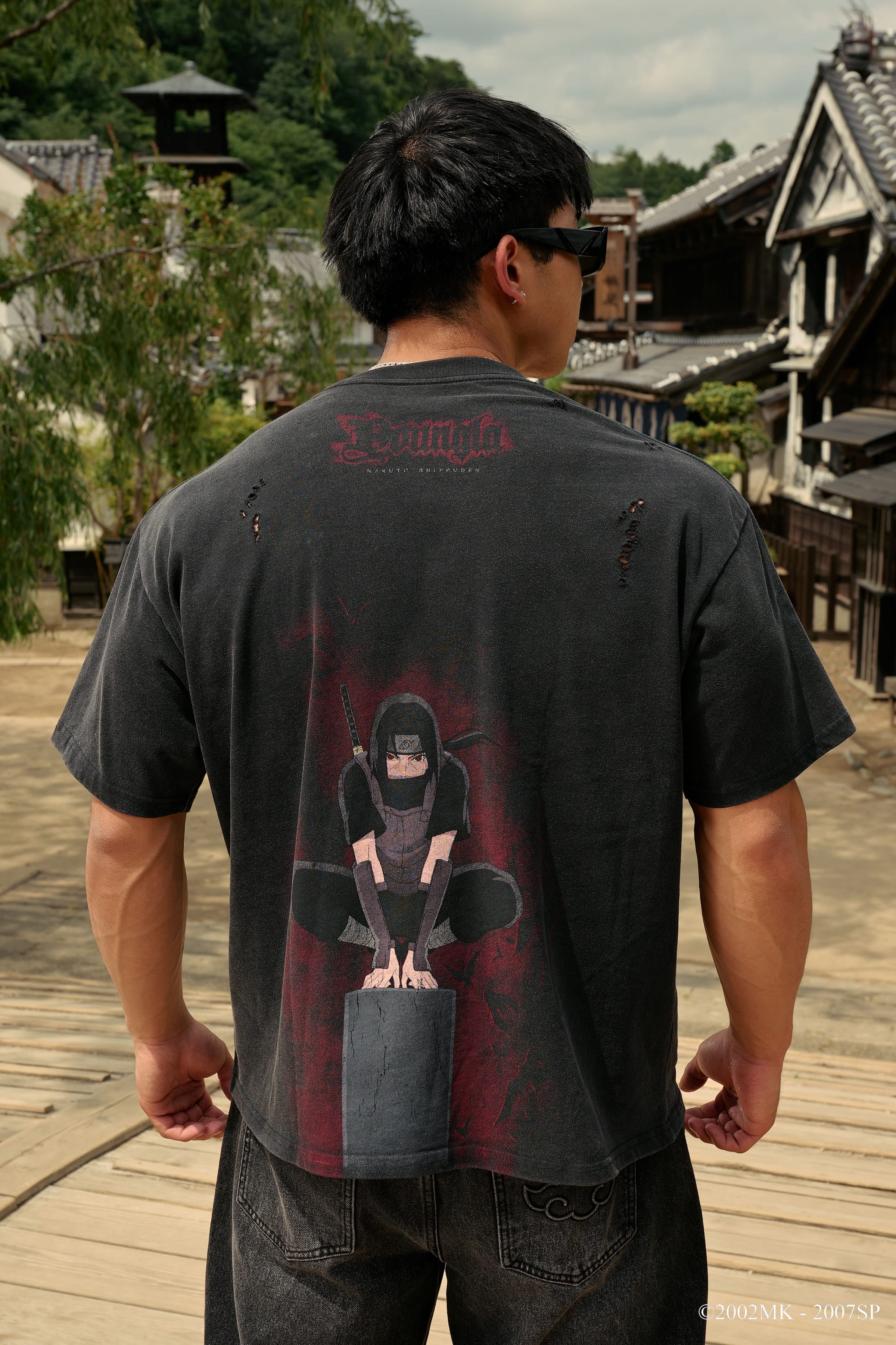 4318 - Naruto Distressed Tees