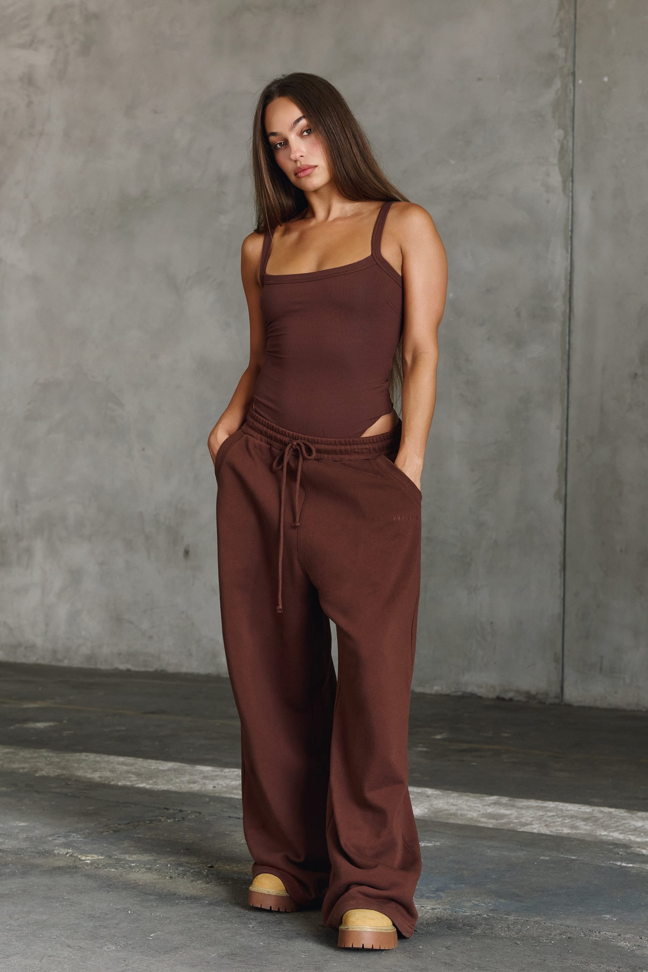 W2296 Super Baggy Sweats