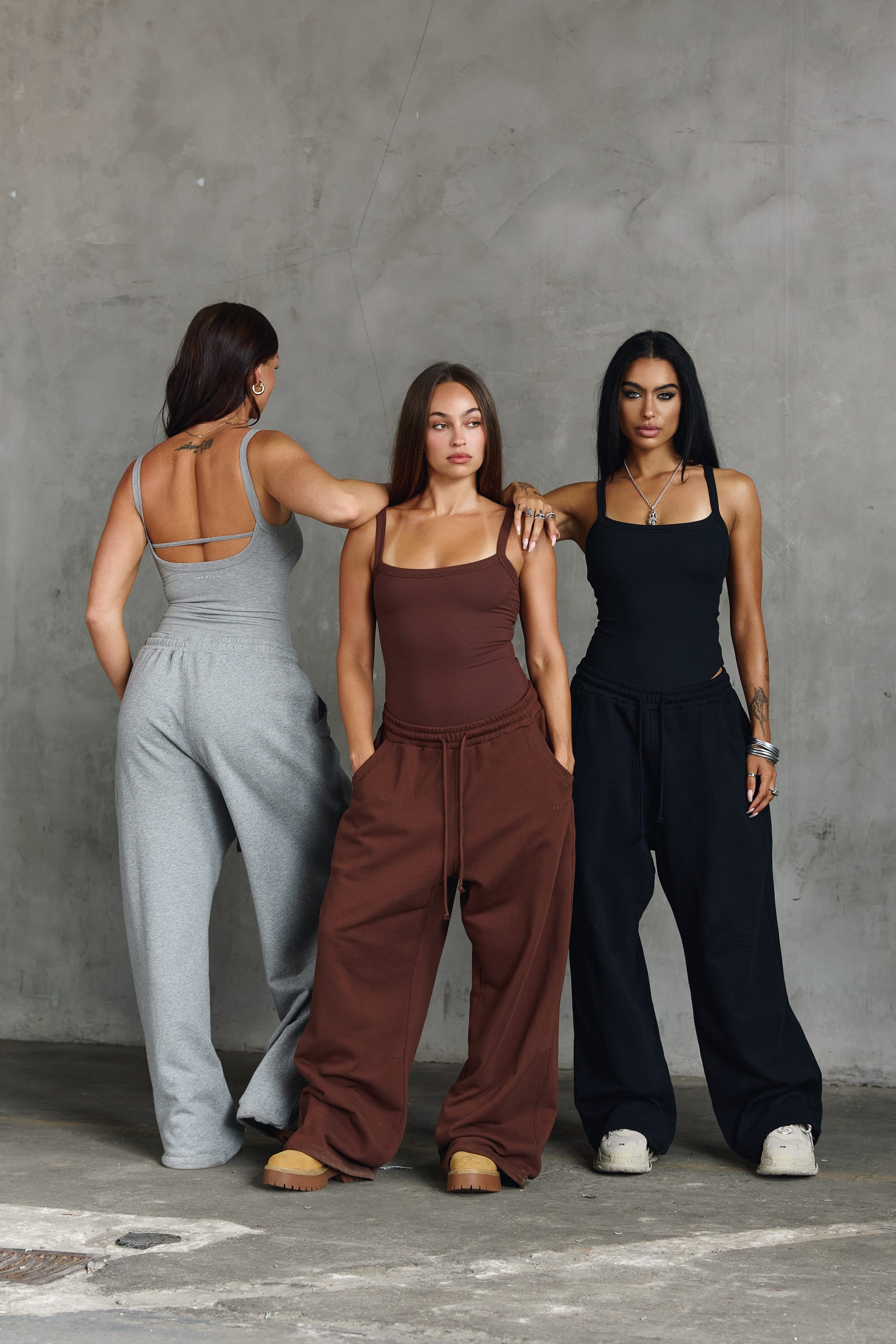 W2296 Super Baggy Sweats
