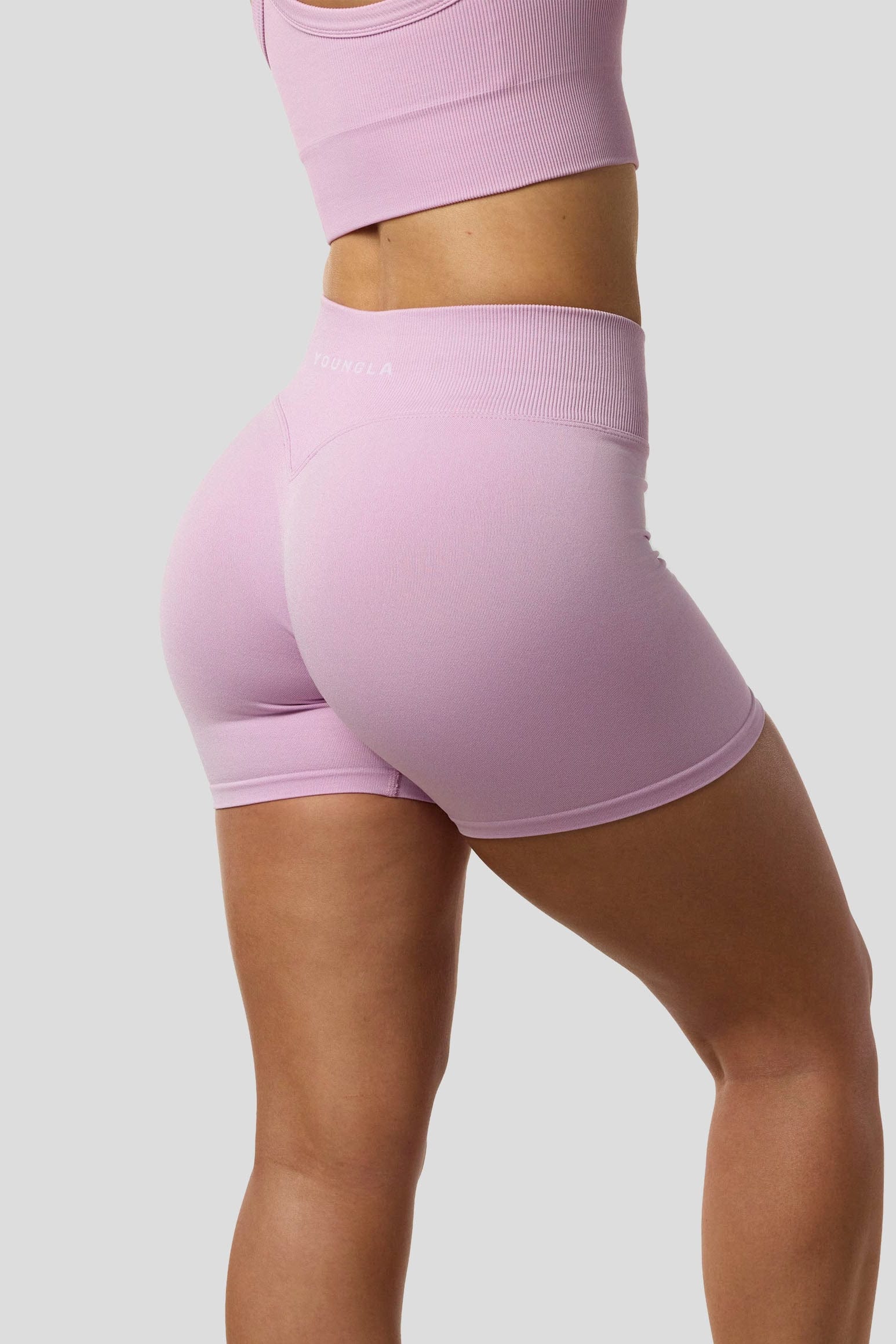 W1182 - Pulse Seamless Short - August 20th