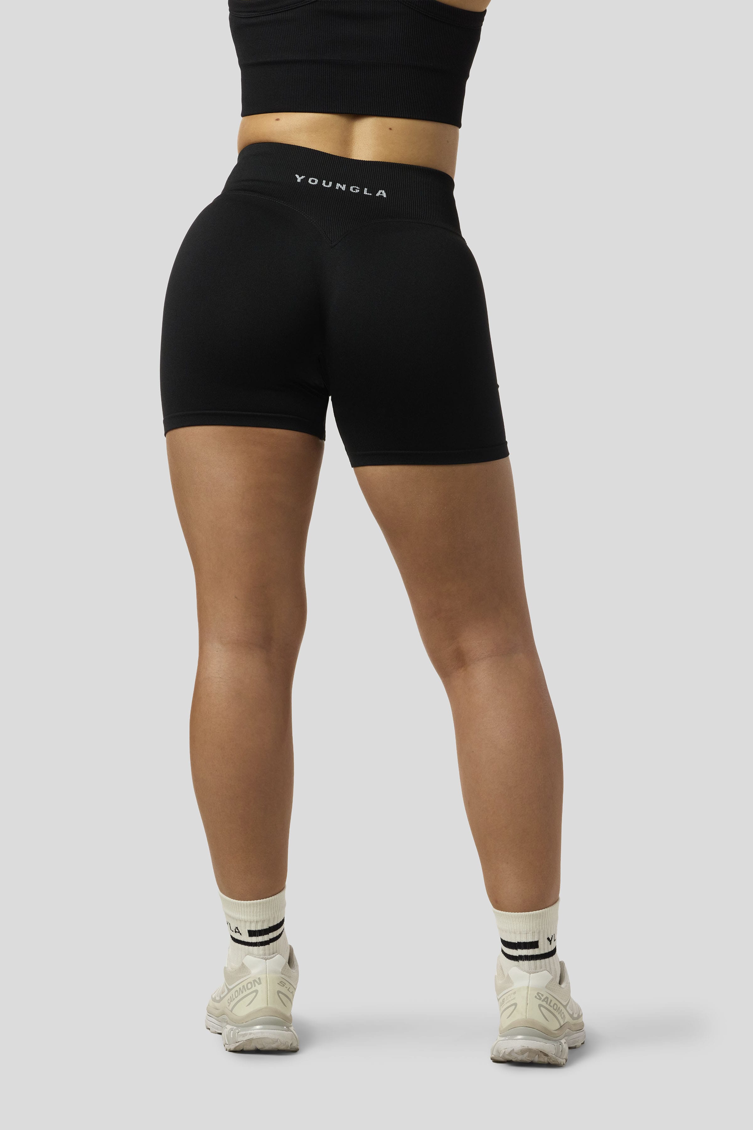 W1182 - Pulse Seamless Short - August 20th