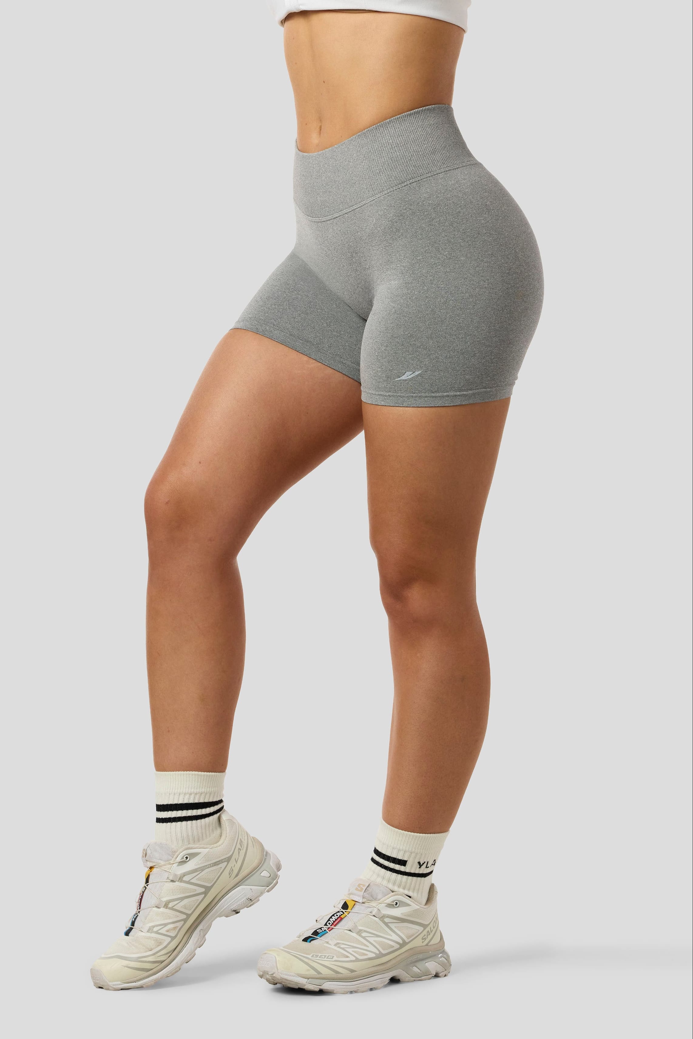 W1182 - Pulse Seamless Short - August 20th